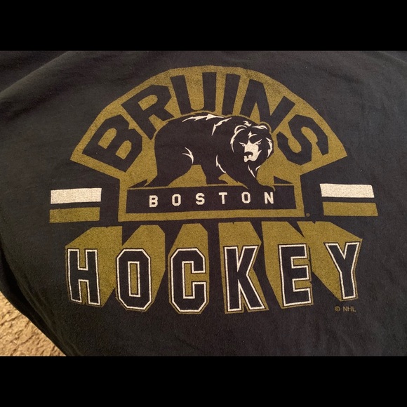 DONATED Men’s Boston Bruins tee shirt - Picture 2 of 6